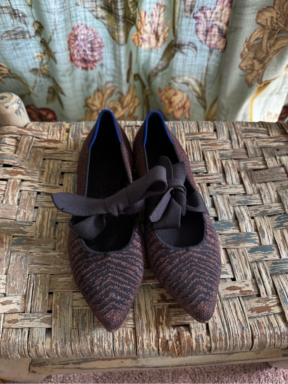 Rothy's Pointed Knit Bow Flats in Brown and Black